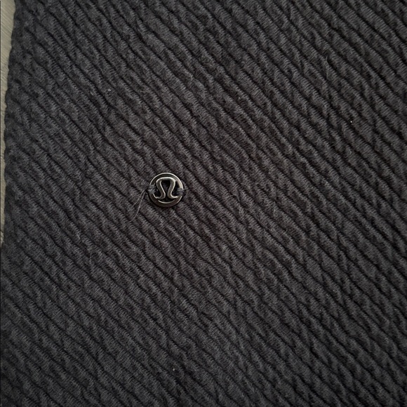 Lululemon | On Repeat High-Collared Long Full-Zip Jacket in Black Size 6 - Picture 13 of 15